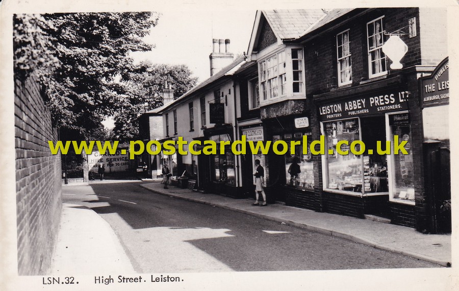 Suffolk Old Postcard STOWMARKET Ipswich Road Unused 
